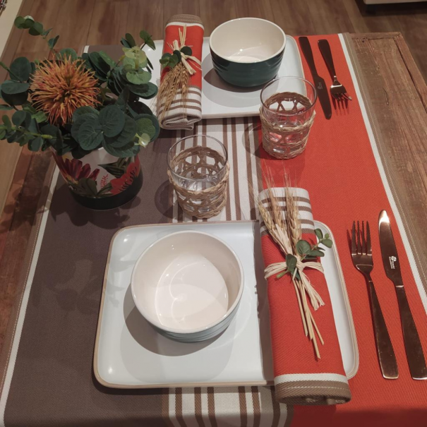 Cotton table runner