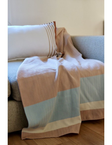 MENDIA Throw – Gingerbread